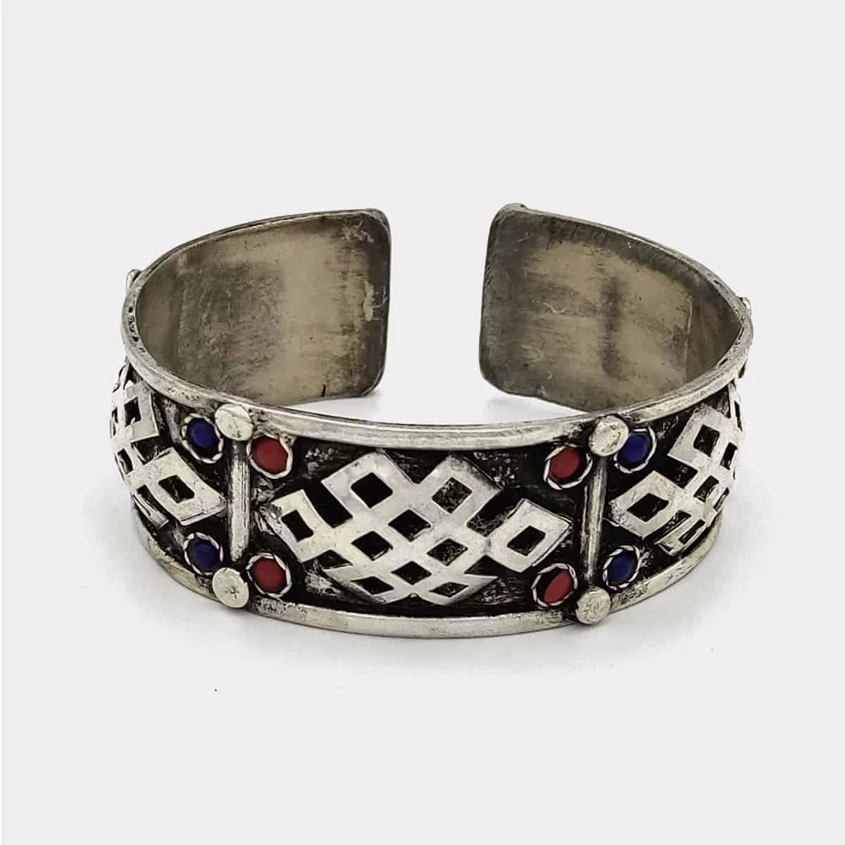 Saldos 67 Pulseira Em Metal Branco No Da Interdependencia