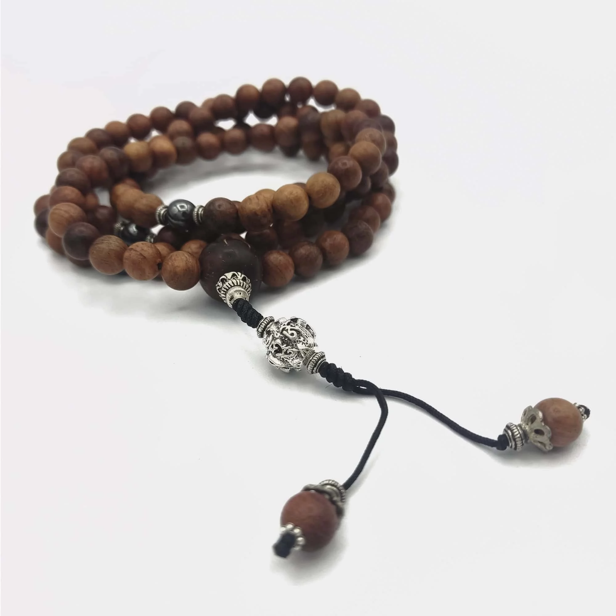 Japamala de Madeira Bayong com Mantra Tibetano